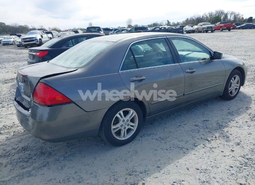 Photo 4 of 2006 Honda Accord 2.4 EX (VIN 1HGCM56716A122230)