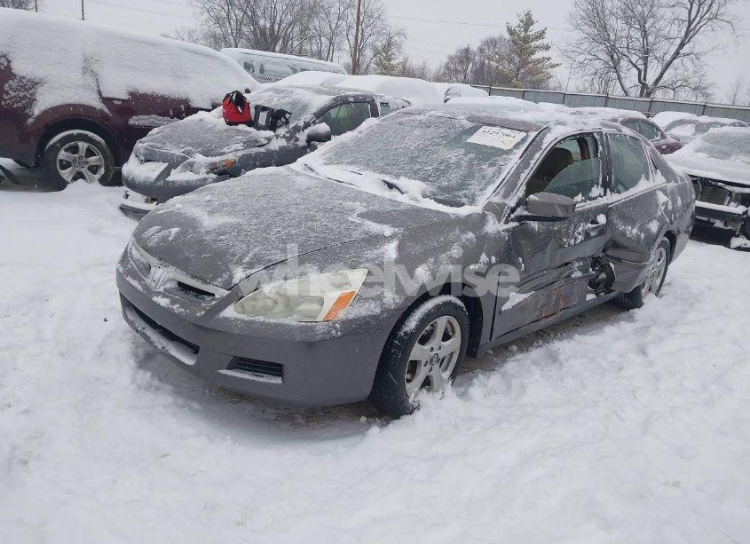 Photo 2 of 2006 Honda Accord 2.4 EX (VIN 1HGCM56716A152215)