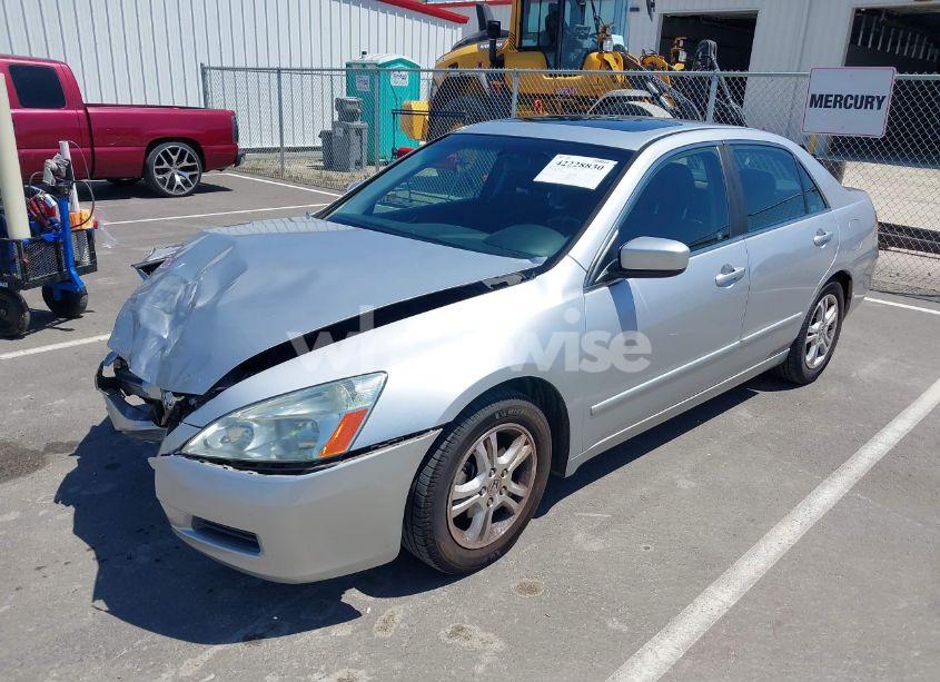 Photo 2 of 2006 Honda Accord 2.4 EX (VIN 1HGCM56716A186428)