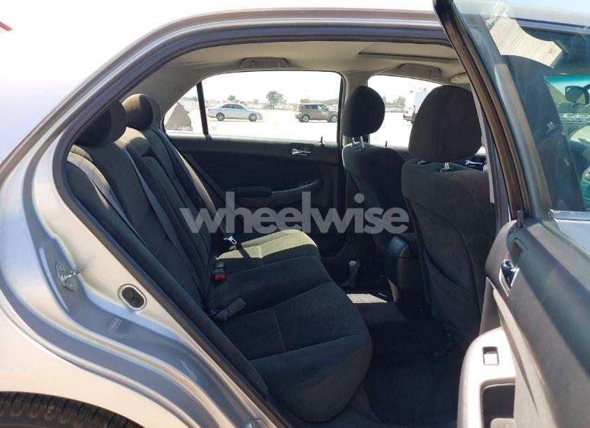 Photo 8 of 2006 Honda Accord 2.4 EX (VIN 1HGCM56716A186428)