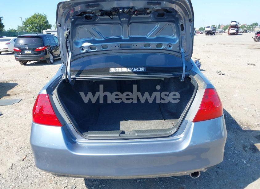 Photo 16 of 2007 Honda Accord 2.4 EX (VIN 1HGCM56717A095192)