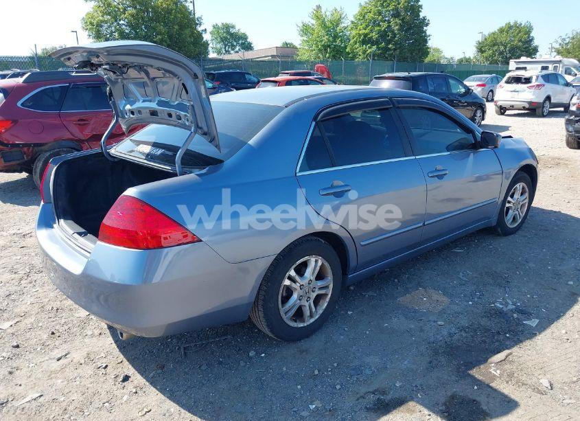 Photo 4 of 2007 Honda Accord 2.4 EX (VIN 1HGCM56717A095192)