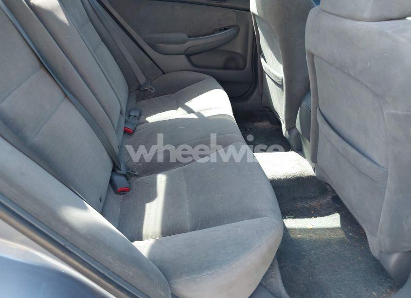 Photo 8 of 2007 Honda Accord 2.4 EX (VIN 1HGCM56717A095192)
