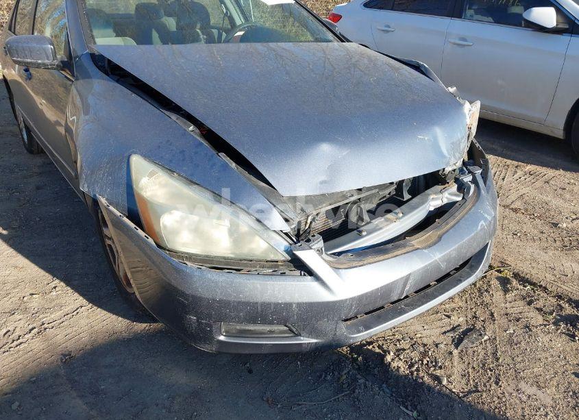 Photo 18 of 2007 Honda Accord 2.4 EX (VIN 1HGCM56717A095208)