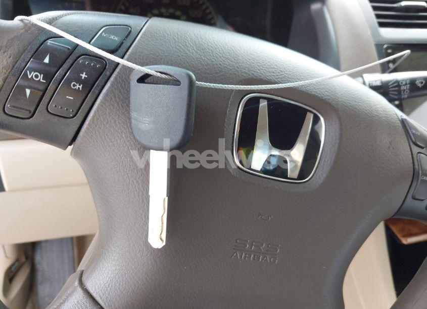 Photo 11 of 2005 Honda Accord 2.4 EX (VIN 1HGCM56725A007330)