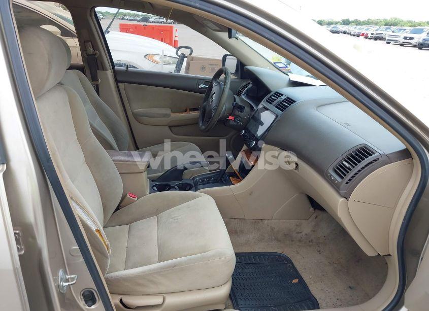 Photo 5 of 2005 Honda Accord 2.4 EX (VIN 1HGCM56725A007330)