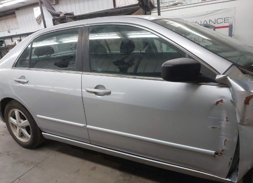 Photo 14 of 2005 Honda Accord 2.4 EX (VIN 1HGCM56725A028730)