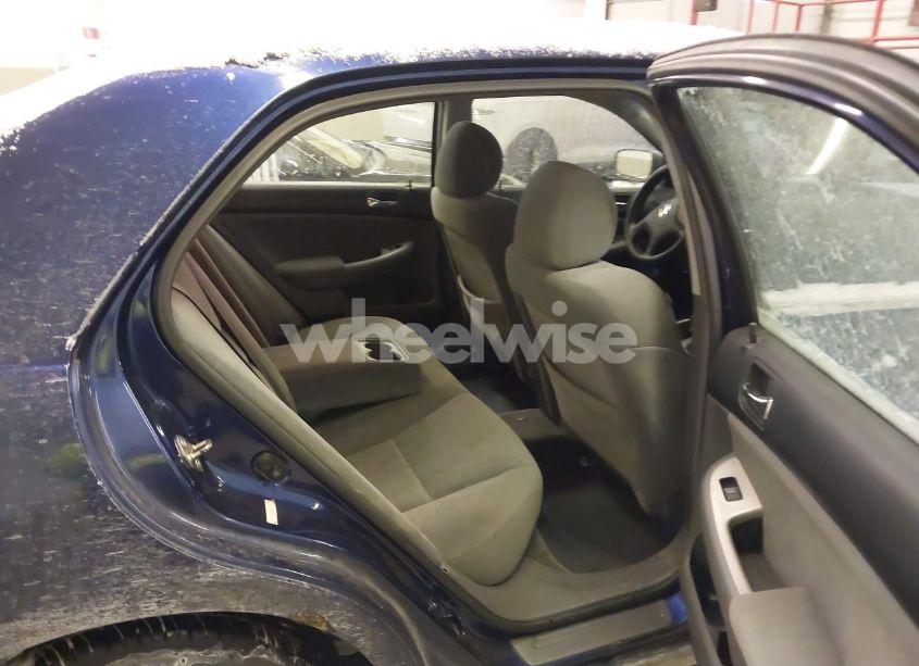 Photo 8 of 2005 Honda Accord 2.4 EX (VIN 1HGCM56725A085753)