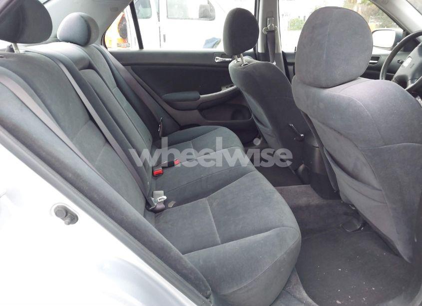 Photo 8 of 2005 Honda Accord 2.4 EX (VIN 1HGCM56725A117357)