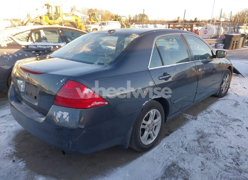 Photo 4 of 2006 Honda Accord 2.4 EX (VIN 1HGCM56726A009421)