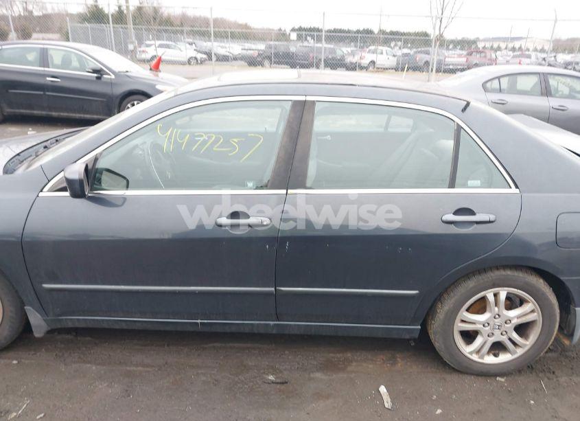 Photo 13 of 2006 Honda Accord 2.4 EX (VIN 1HGCM56726A039339)