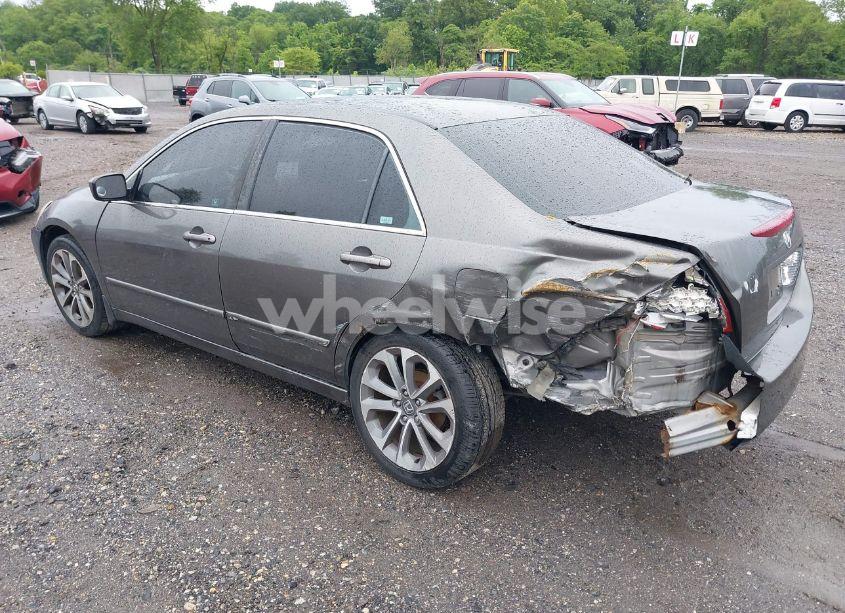 Photo 3 of 2006 Honda Accord 2.4 EX (VIN 1HGCM56726A076214)