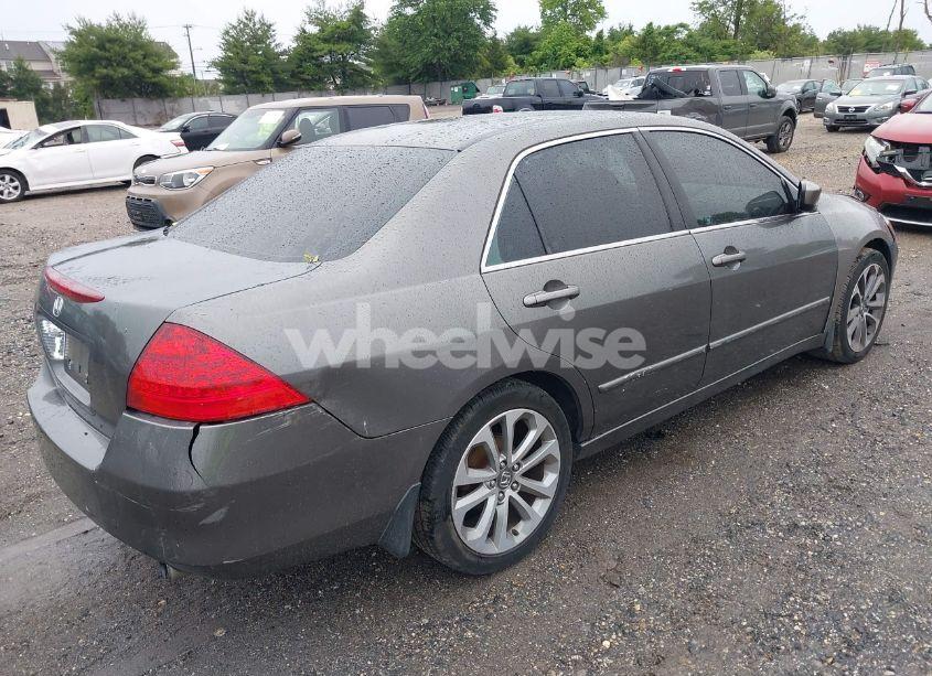 Photo 4 of 2006 Honda Accord 2.4 EX (VIN 1HGCM56726A076214)