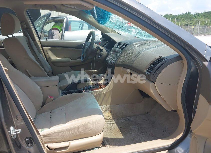 Photo 5 of 2006 Honda Accord 2.4 EX (VIN 1HGCM56726A106117)