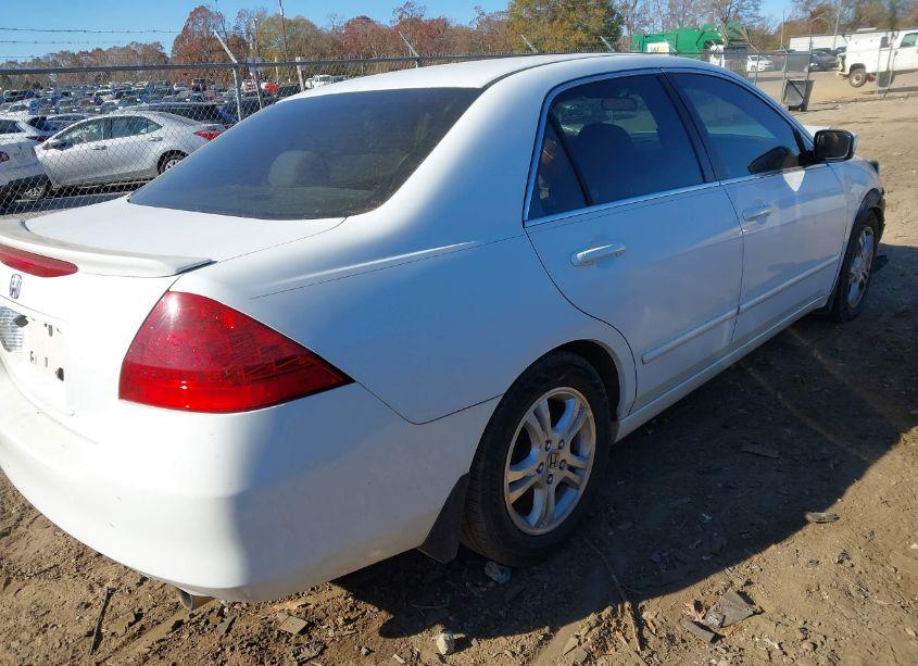 Photo 4 of 2006 Honda Accord 2.4 EX (VIN 1HGCM56726A146908)