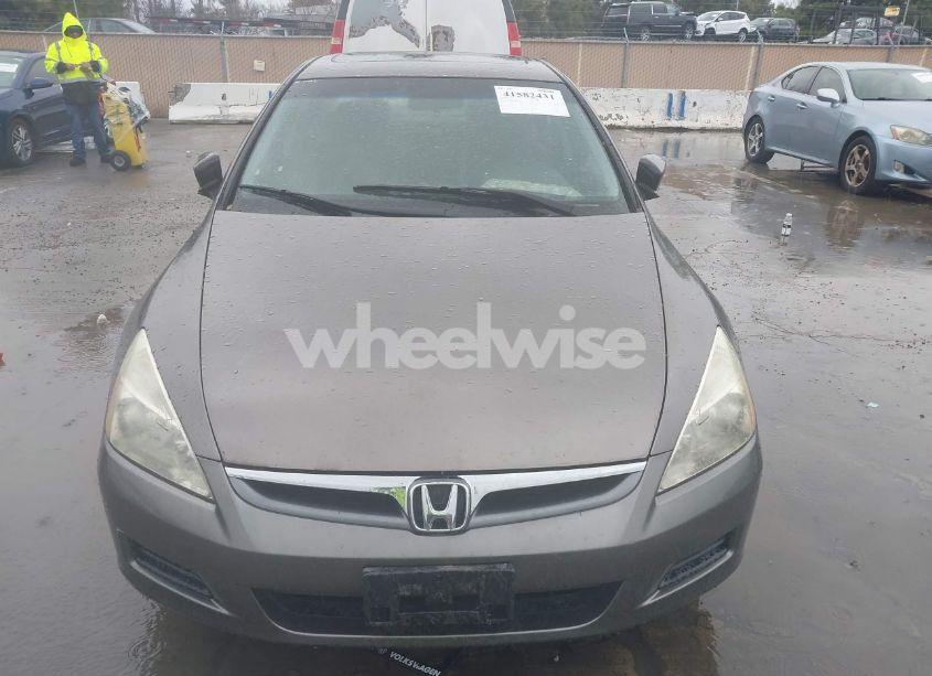 Photo 6 of 2006 Honda Accord 2.4 EX (VIN 1HGCM56726A169041)