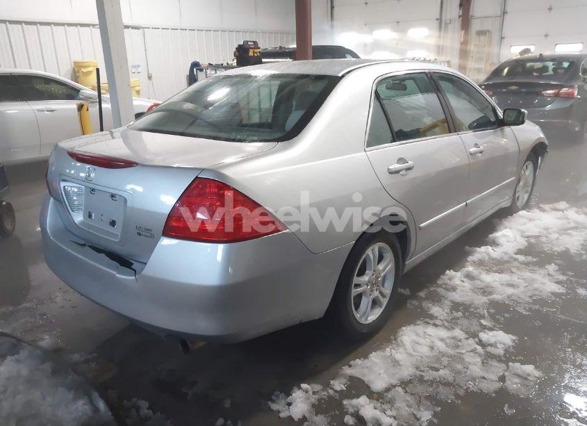 Photo 4 of 2006 Honda Accord 2.4 EX (VIN 1HGCM56726A183408)