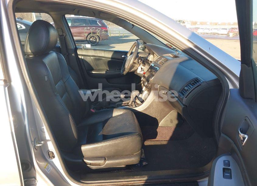 Photo 5 of 2007 Honda Accord 2.4 EX (VIN 1HGCM56727A047412)