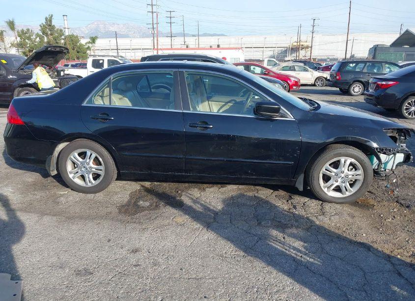 Photo 13 of 2007 Honda Accord 2.4 EX (VIN 1HGCM56727A074240)