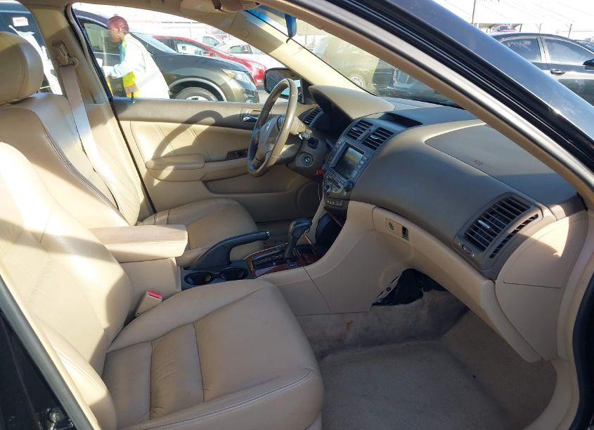 Photo 5 of 2007 Honda Accord 2.4 EX (VIN 1HGCM56727A074240)