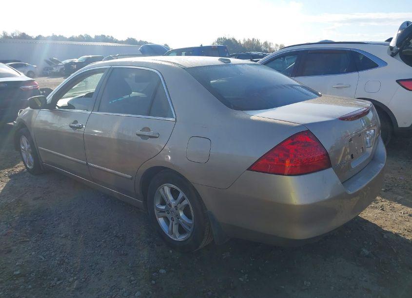 Photo 3 of 2007 Honda Accord 2.4 EX (VIN 1HGCM56727A086128)