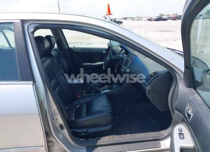 Photo 5 of 2007 Honda Accord 2.4 EX (VIN 1HGCM56727A117846)