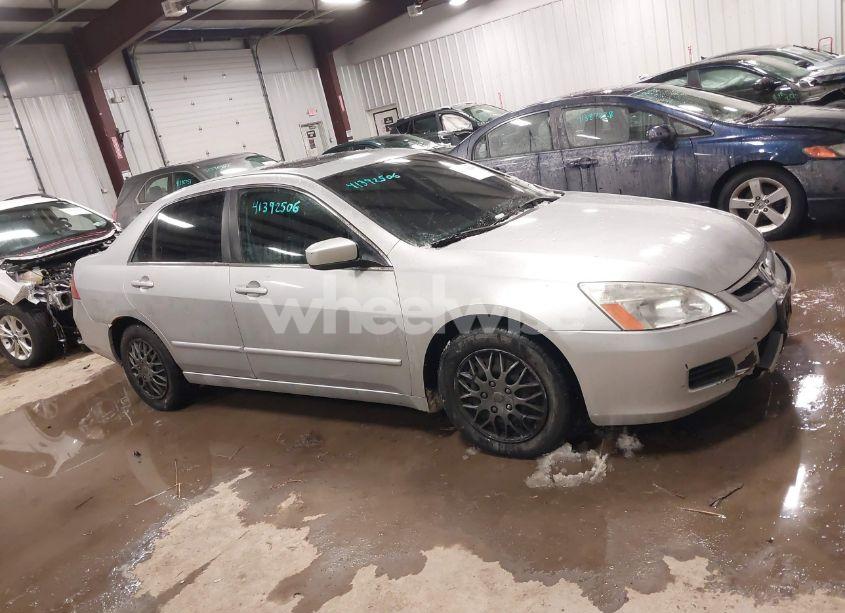 Photo 13 of 2007 Honda Accord 2.4 EX (VIN 1HGCM56727A175388)