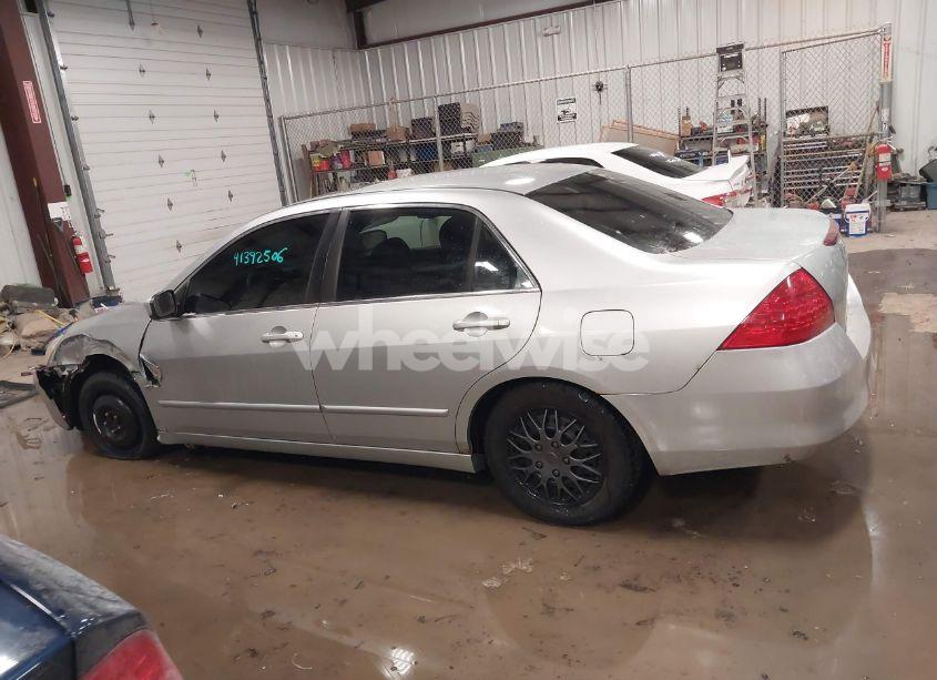 Photo 14 of 2007 Honda Accord 2.4 EX (VIN 1HGCM56727A175388)