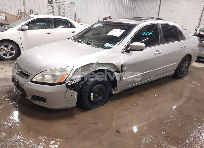 Photo 2 of 2007 Honda Accord 2.4 EX (VIN 1HGCM56727A175388)