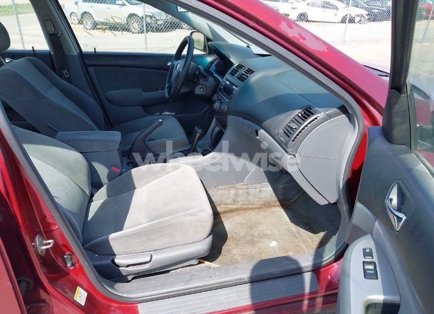 Photo 5 of 2005 Honda Accord 2.4 EX (VIN 1HGCM56735A059534)