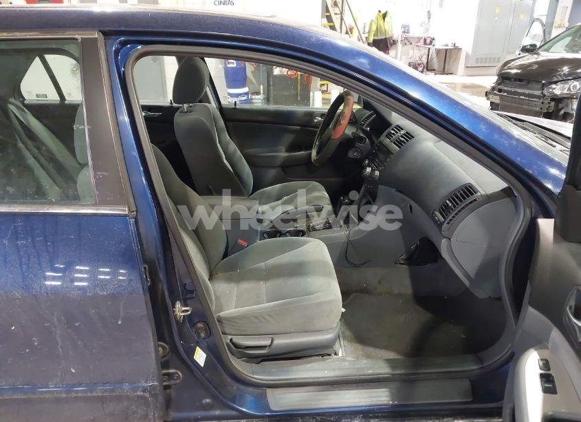 Photo 5 of 2005 Honda Accord 2.4 EX (VIN 1HGCM56735A085745)