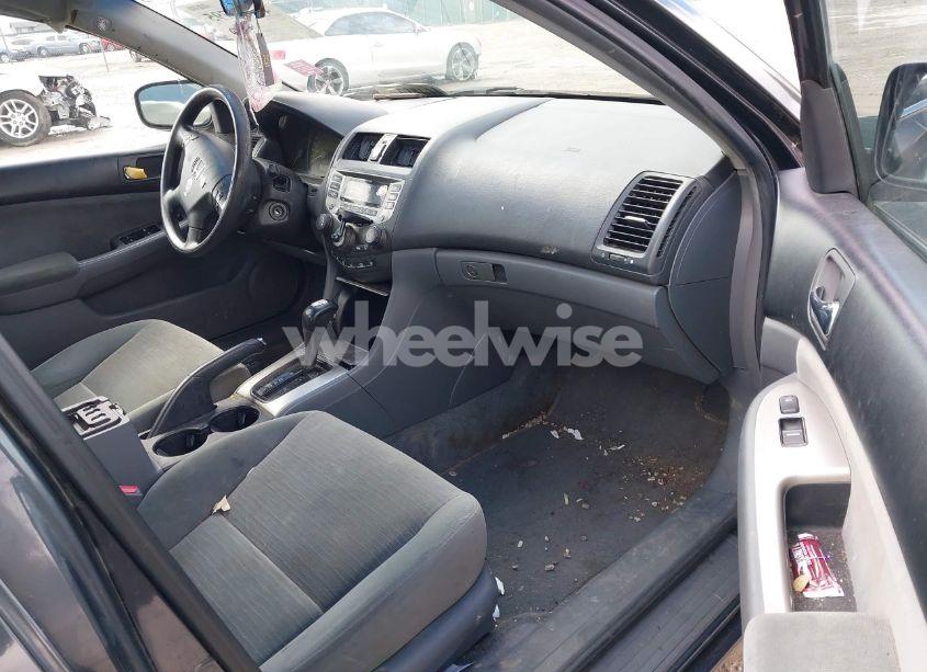 Photo 5 of 2006 Honda Accord 2.4 EX (VIN 1HGCM56736A023702)