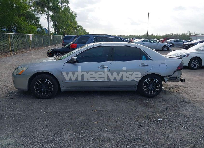 Photo 14 of 2006 Honda Accord 2.4 EX (VIN 1HGCM56736A097069)
