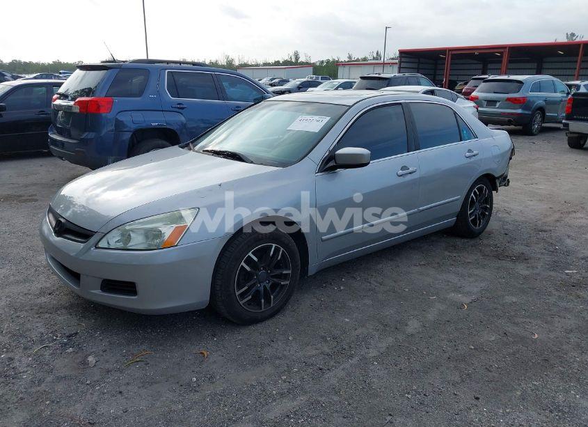 Photo 2 of 2006 Honda Accord 2.4 EX (VIN 1HGCM56736A097069)