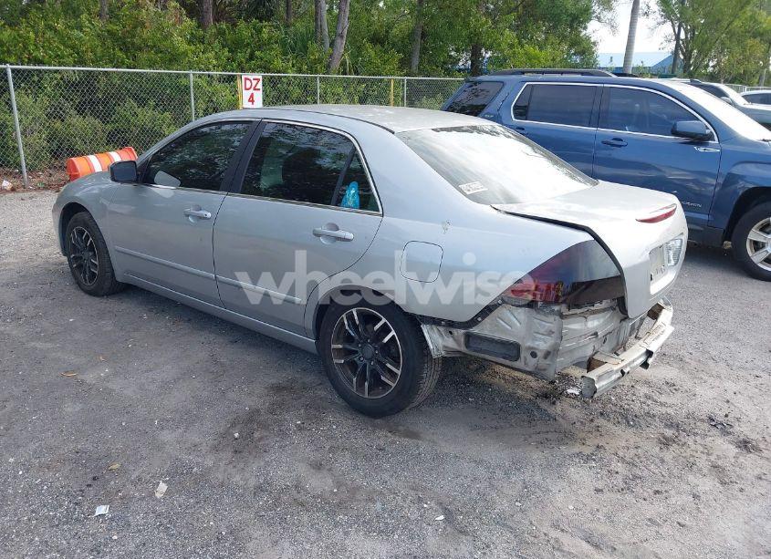 Photo 3 of 2006 Honda Accord 2.4 EX (VIN 1HGCM56736A097069)