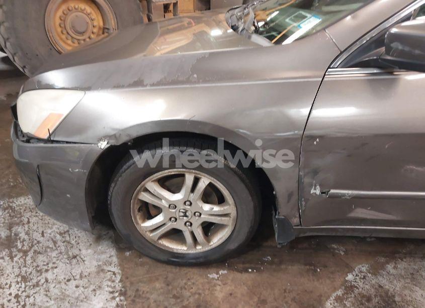 Photo 17 of 2006 Honda Accord 2.4 EX (VIN 1HGCM56736A156461)