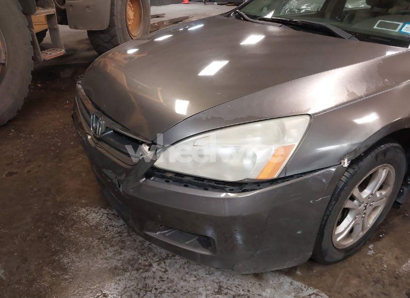 Photo 18 of 2006 Honda Accord 2.4 EX (VIN 1HGCM56736A156461)