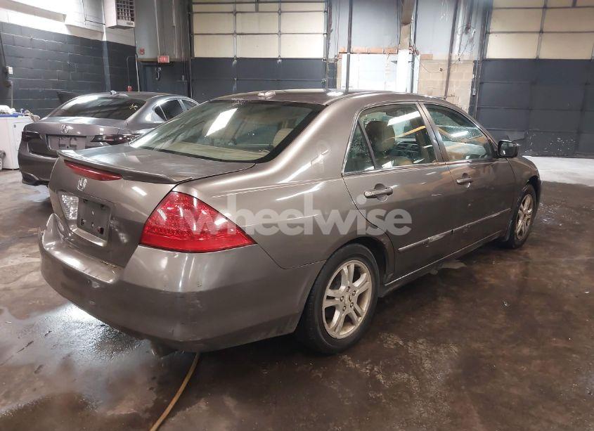 Photo 4 of 2006 Honda Accord 2.4 EX (VIN 1HGCM56736A156461)