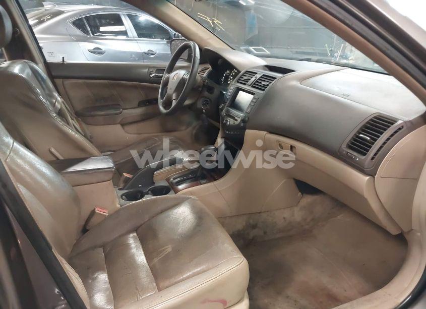 Photo 5 of 2006 Honda Accord 2.4 EX (VIN 1HGCM56736A156461)