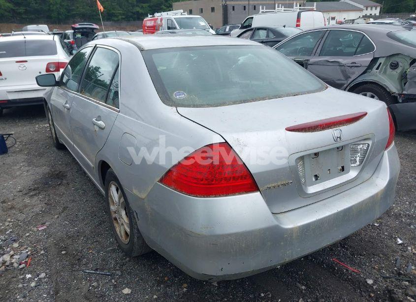 Photo 3 of 2006 Honda Accord 2.4 EX (VIN 1HGCM56736A185832)