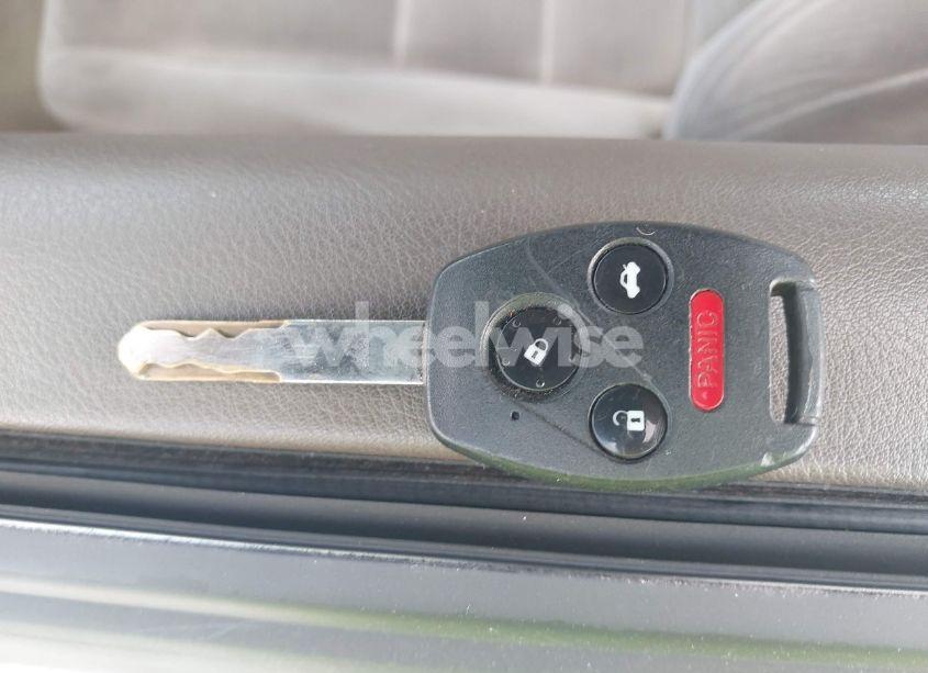 Photo 11 of 2007 Honda Accord 2.4 EX (VIN 1HGCM56737A010739)