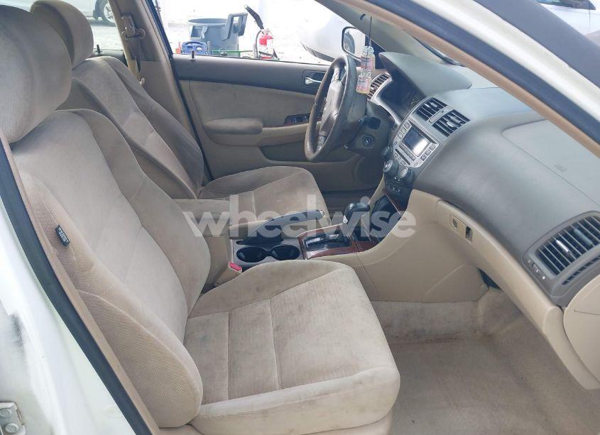 Photo 5 of 2007 Honda Accord 2.4 EX (VIN 1HGCM56737A010739)