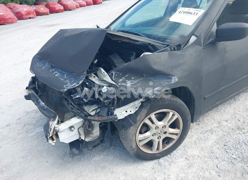 Photo 6 of 2007 Honda Accord 2.4 EX (VIN 1HGCM56737A010739)