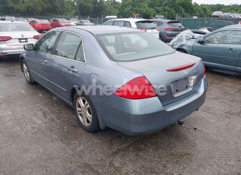 Photo 3 of 2007 Honda Accord 2.4 EX (VIN 1HGCM56737A065899)