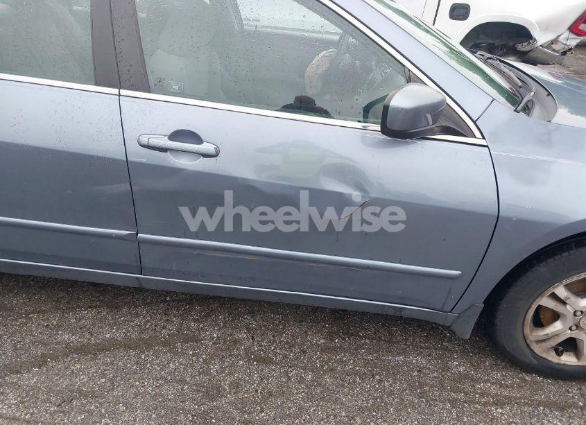 Photo 6 of 2007 Honda Accord 2.4 EX (VIN 1HGCM56737A065899)