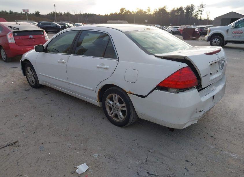 Photo 3 of 2007 Honda Accord 2.4 EX (VIN 1HGCM56737A078474)
