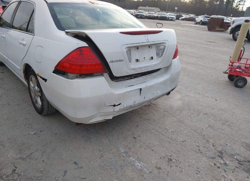 Photo 6 of 2007 Honda Accord 2.4 EX (VIN 1HGCM56737A078474)