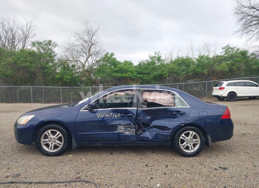 Photo 14 of 2007 Honda Accord 2.4 EX (VIN 1HGCM56737A123574)