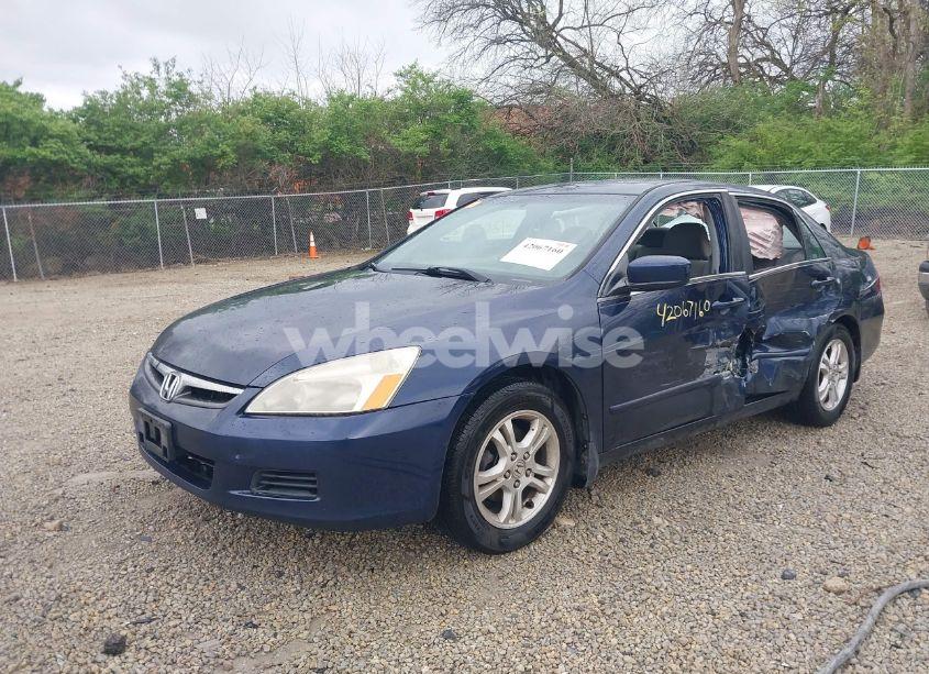 Photo 2 of 2007 Honda Accord 2.4 EX (VIN 1HGCM56737A123574)