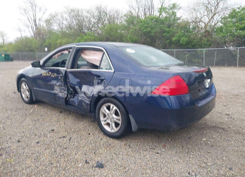 Photo 3 of 2007 Honda Accord 2.4 EX (VIN 1HGCM56737A123574)